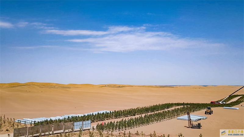 光伏+治沙！甘肃武威向沙漠要新能源“经济绿洲”(图1)