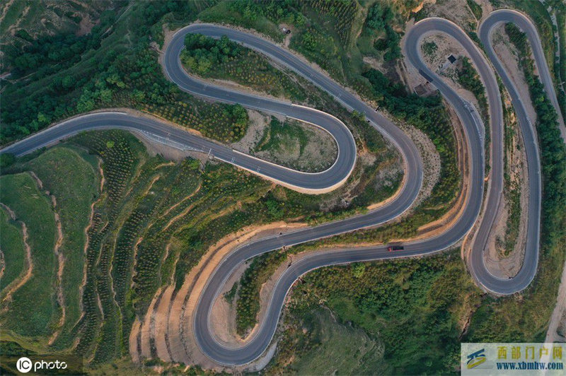 陕西咸阳：盘山公路曲折蜿蜒(图7)