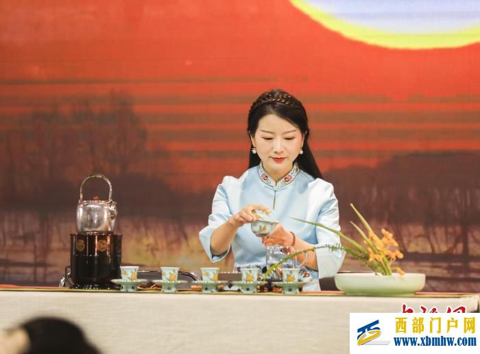 云南“10大名茶”品牌企业携手打造“云茶”爆款(图1)