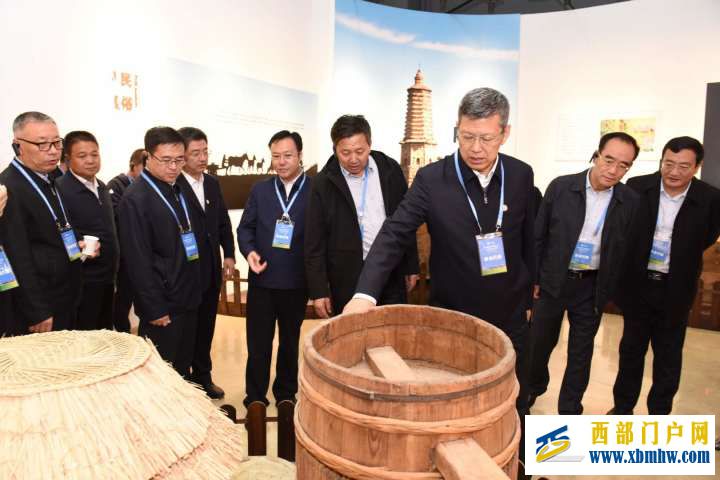 内蒙古赤峰市召开第二届旅游产业发展大会(图1)