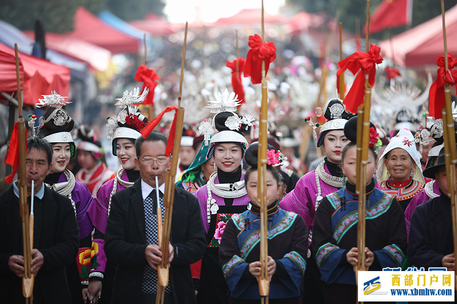 贵州丹寨：盛装起舞庆新春(图4)