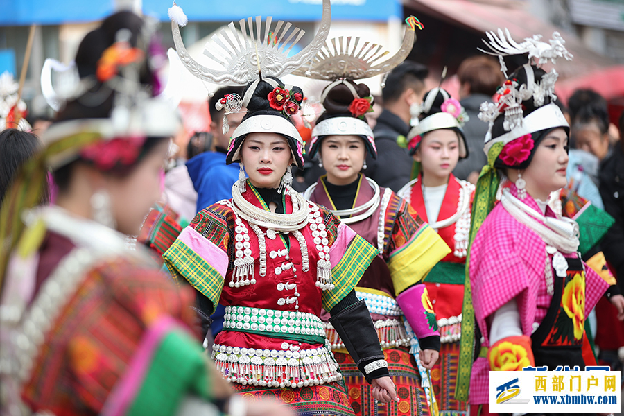 贵州丹寨：盛装起舞庆新春(图8)