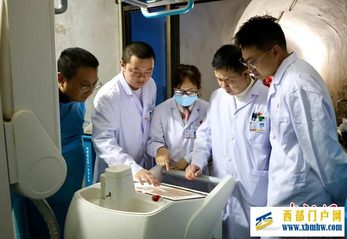 重庆大熊猫软组织损伤 动物园借助园外医疗设备联合医疗专家会诊(图6)