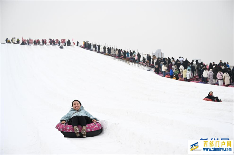 “十四冬”热潮席卷北疆 为内蒙古冰雪运动播火种(图3)