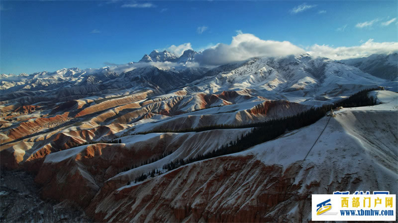 春雪润祁连：大气磅礴 银色连绵(图1)