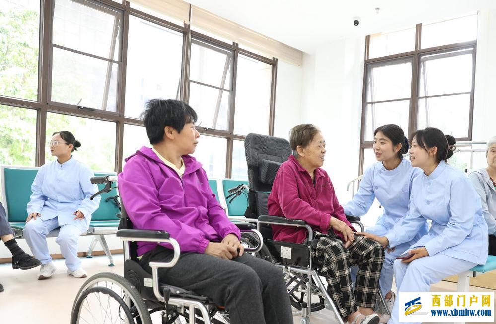 云南:织密幸福保障网 托起最美夕阳红(图5) 云南:织密幸福保障网 托起最美夕阳红(图5)