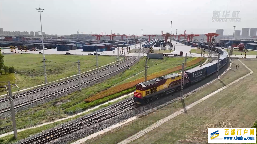 “钢铁驼队”带动中企“拓网”“出海”(图1)