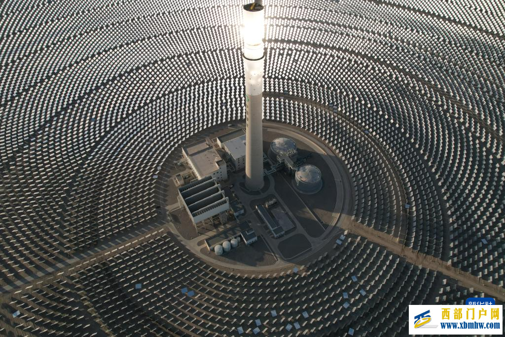 多技术路线并行 “超级镜子”在这里变身(图3) 多技术路线并行 “超级镜子”在这里变身(图3)