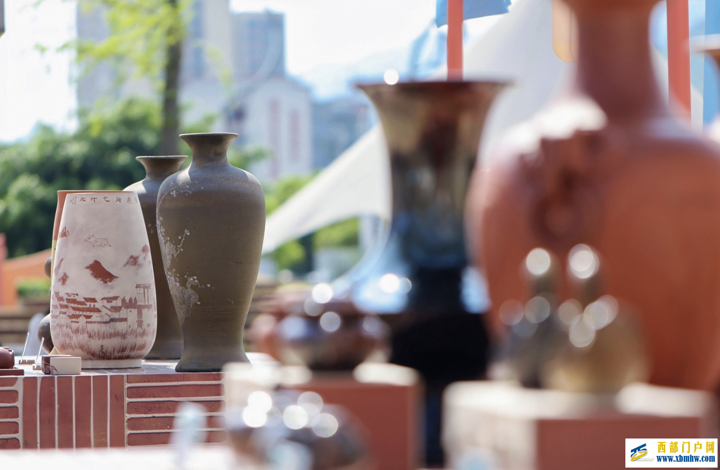 荣昌陶·生活美学小镇启动建设 面向全球招商20个重点项目(图2) 荣昌陶·生活美学小镇启动建设 面向全球招商20个重点项目(图2)