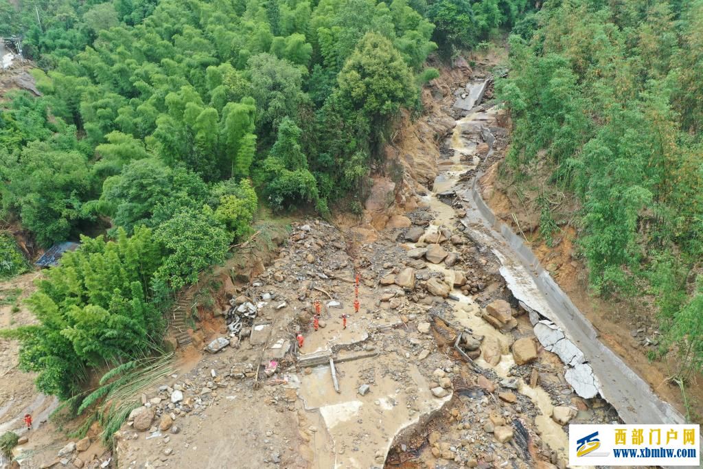 重庆永川特大暴雨灾害救援一线直击(图3)