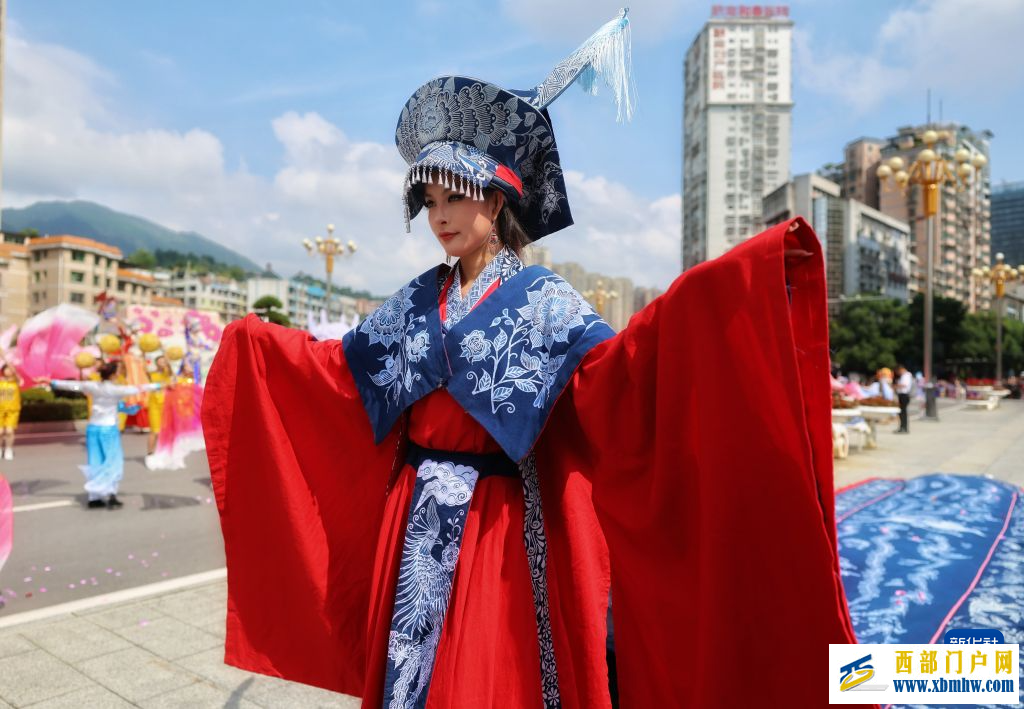 贵州黔南布依族苗族自治州庆祝成立70周年(图7) 贵州黔南布依族苗族自治州庆祝成立70周年(图7)