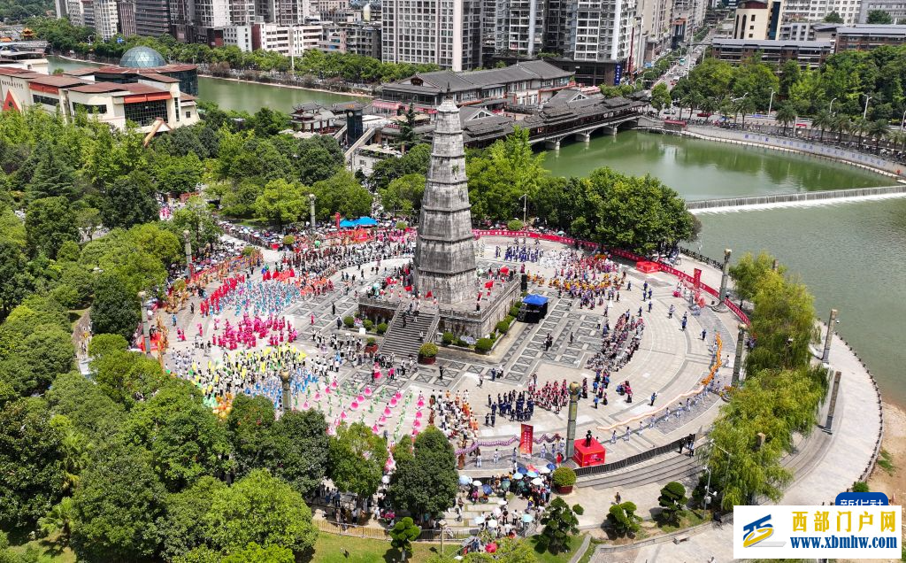 贵州黔南布依族苗族自治州庆祝成立70周年(图13) 贵州黔南布依族苗族自治州庆祝成立70周年(图13)