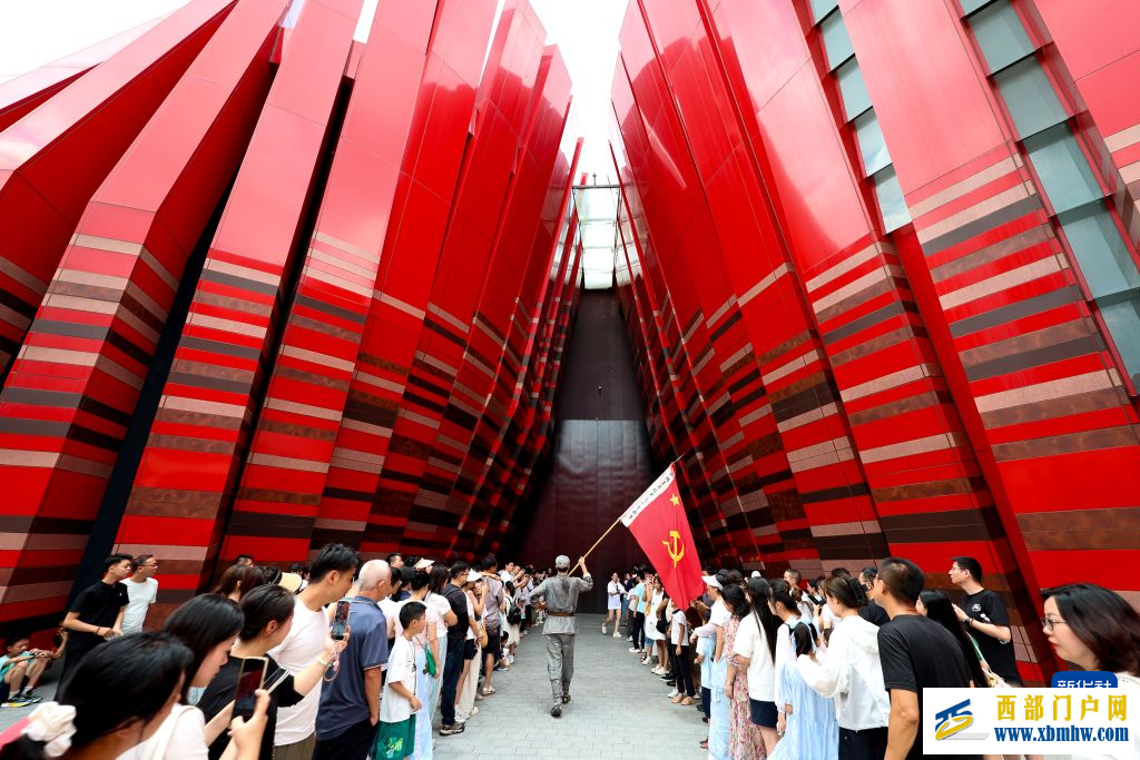 一条“红飘带”,带火暑期红色文化之旅(图11) 一条“红飘带”,带火暑期红色文化之旅(图11)