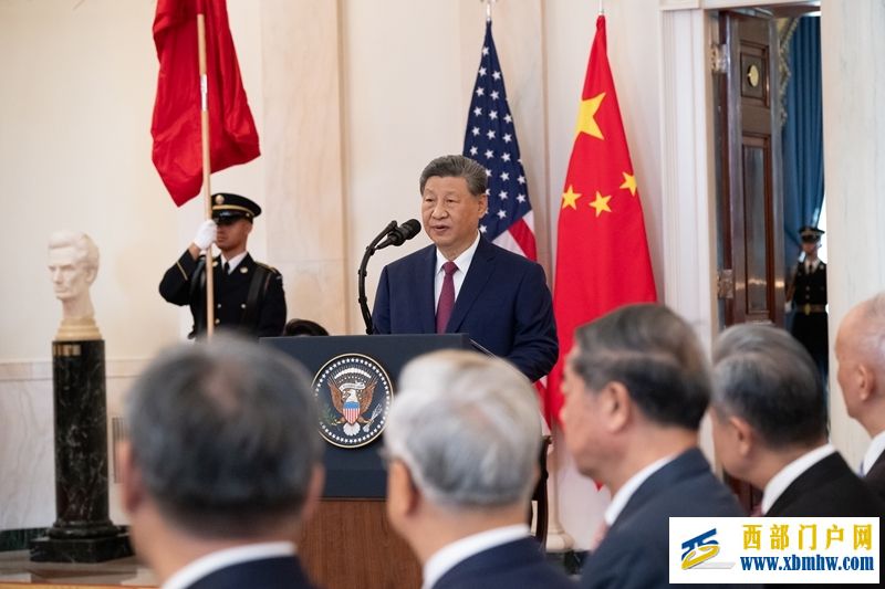 习近平出席美国总统特朗普在白宫举行的欢迎仪式(图6) 习近平出席美国总统特朗普在白宫举行的欢迎仪式(图6)