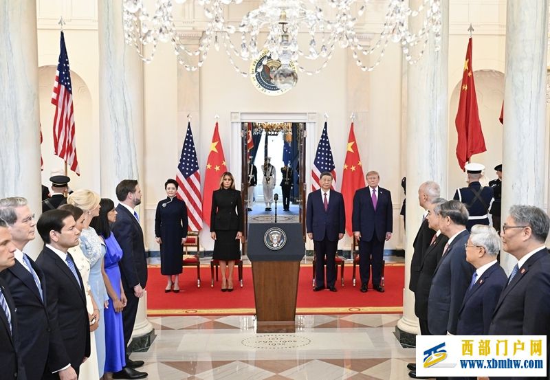 习近平出席美国总统特朗普在白宫举行的欢迎仪式(图5) 习近平出席美国总统特朗普在白宫举行的欢迎仪式(图5)